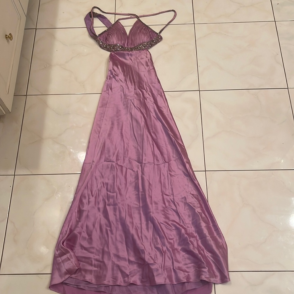 flowly, long, cross strapped dress!